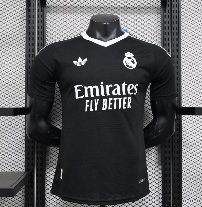 Maillot Real M adrid Pre-Match 2024/25 Authentic